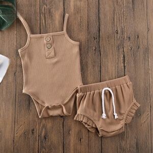 Baby Girl Boy Ribbed Two-Piece Set Khaki Bodysuit Ruffle Bloomer Neutral Outfit